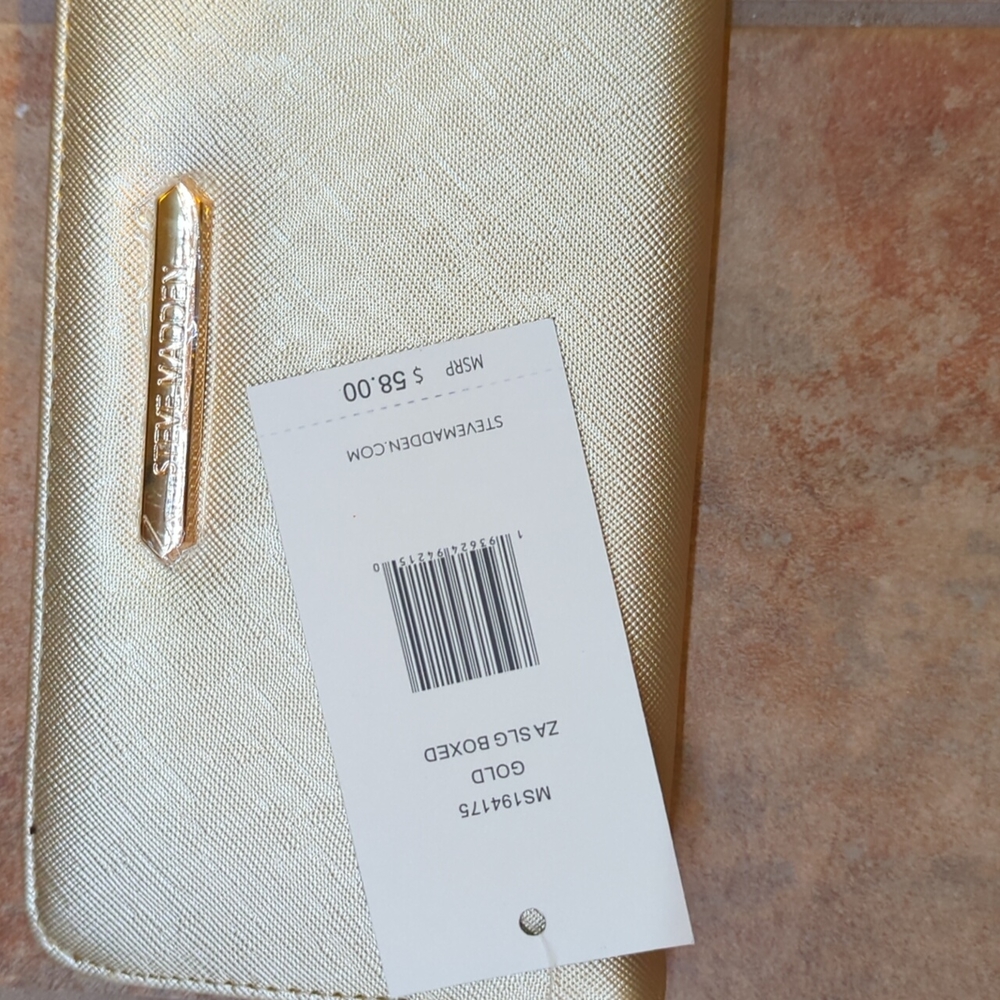 Wallet - Picture 4 of 5